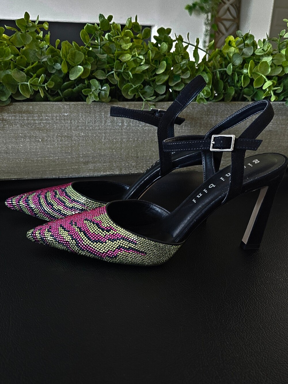 Gianni Bini Black Ankle-Strap Pointed Heels Shoes Pink Neon Green Women's Sz 9.5 - Picture 4 of 7